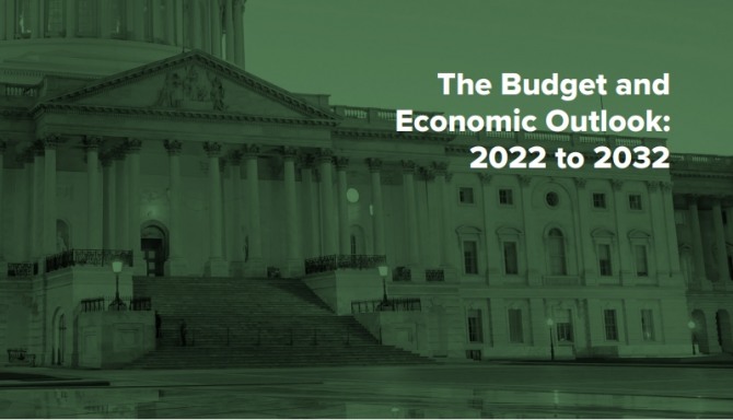 미 의회예산국(CBO)이 25일(현지시간) 발표한 ‘2022~2032년 경제전망’ 보고서. 사진=CBO