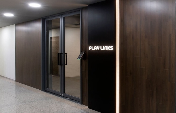 위메이드플레이, 자회사 2곳 통합…"소셜 카지노 역량 강화" - 뉴스 썸네일 이미지