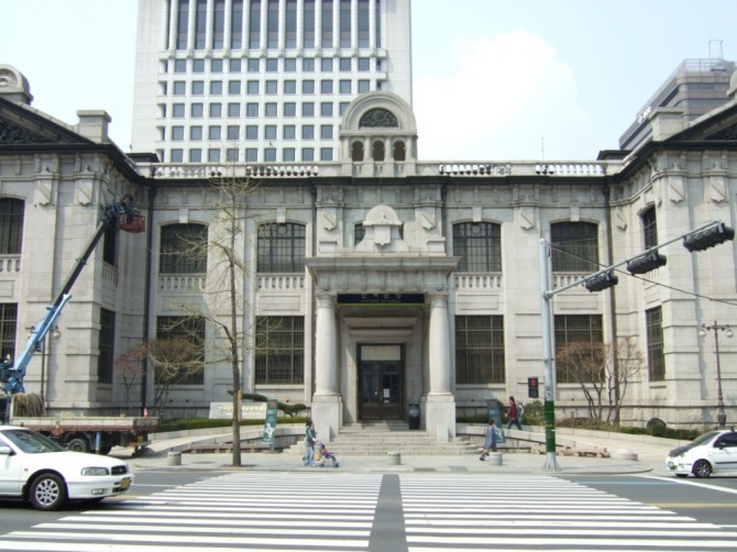 한국은행 본관 모습 