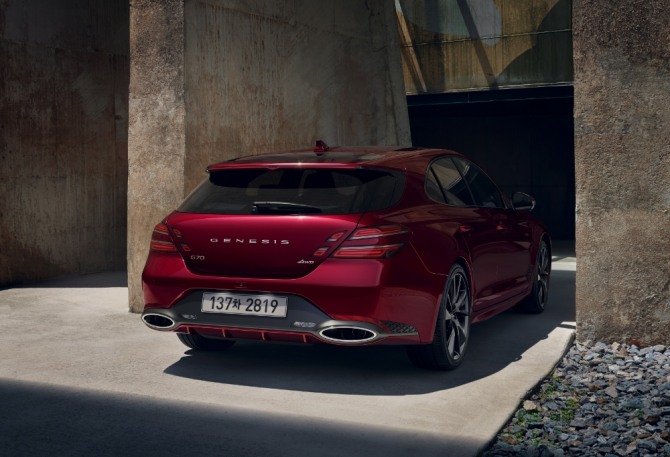 G70 슈팅브레이크 스포츠모델 뒷모습 .사진=제네시스