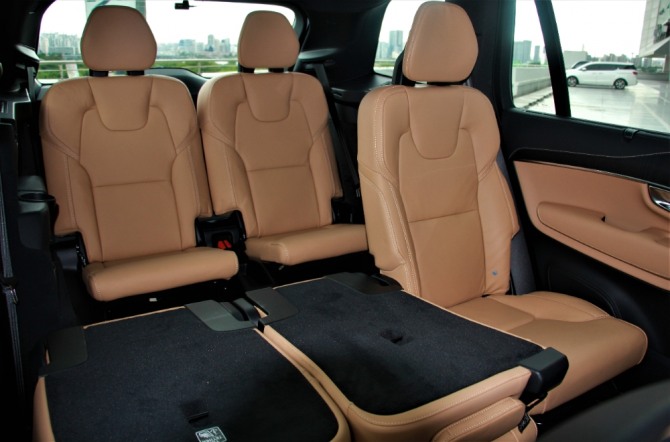 볼보  XC90 PHEV 리차지. 사진=김정희 기자