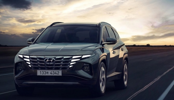 SUV 중 유일하게 도로주행 적합차량 후보에 오른 현대자동차의 투싼모델. 사진=현대차