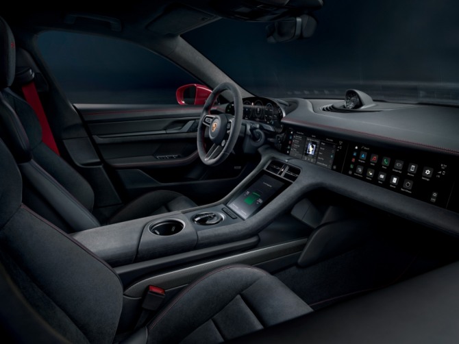 타이칸 GTS 실내. 사진=포르쉐코리아