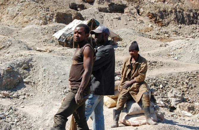 콩고민주공화국의 코발드 광산 근로자들.사진=로이터