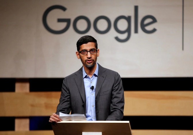 구글 CEO 선다 피차이가 구글의 신규 채용 규모 축소 계획을 밝혔다. 사진=로이터