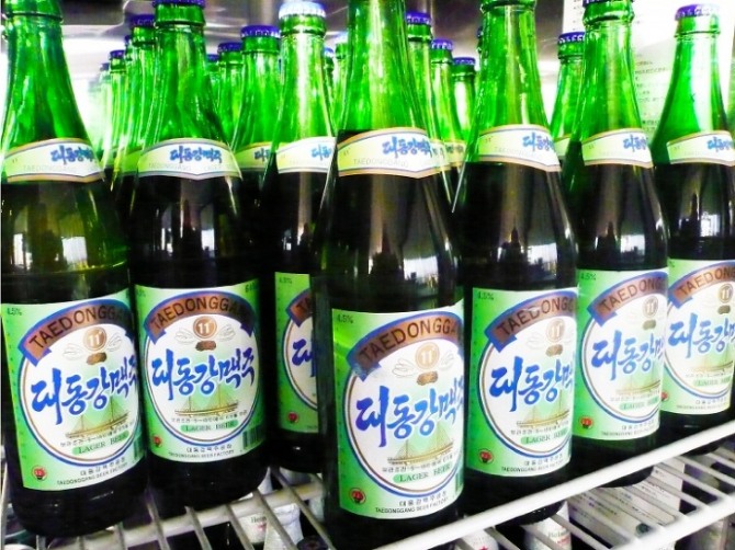 북한의 대표적 맥주인 대동강 맥주.
