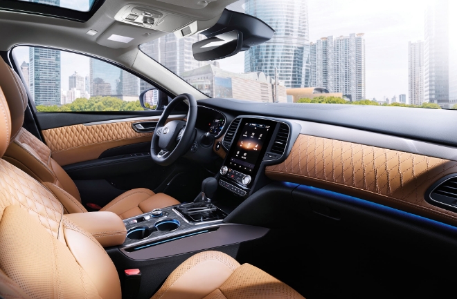 르노코리아자동차의 중형세단 SM6 내부, 사진=르노코리아자동차