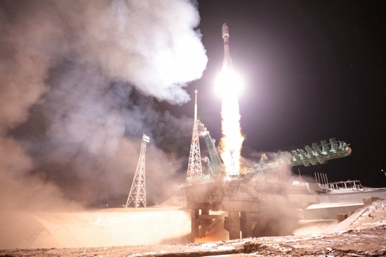 원웹 위성이 실린 로켓이 발사되는 모습. 사진=로이터