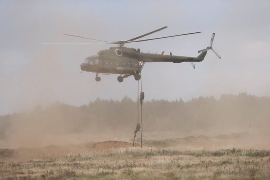 MI-17 러시아 헬기의 강습 훈련 모습. 사진=로이터