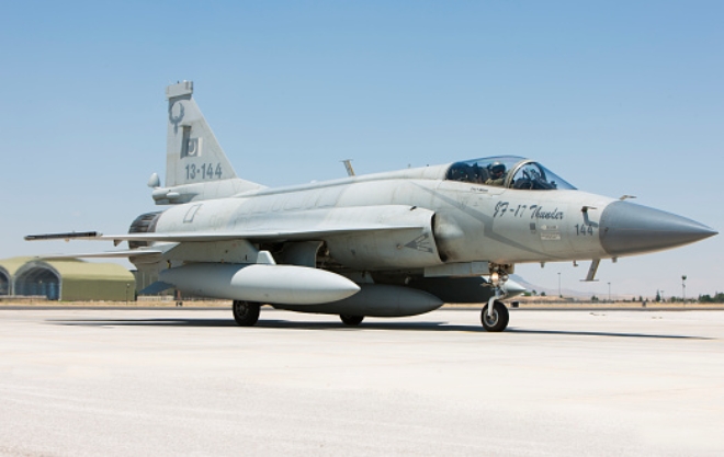 중국이 파키스탄과 공동개발한 JF-17 초음속 경공격기. 사진=청두항공기그룹 홈페이지