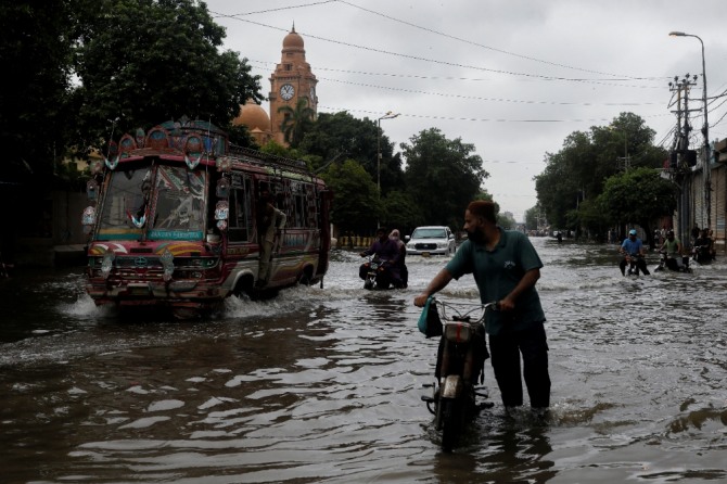 파키스탄에서 최근 1주일간 몬순 홍수로 140명이 사망한 것으로 집계됐다. 사진=로이터