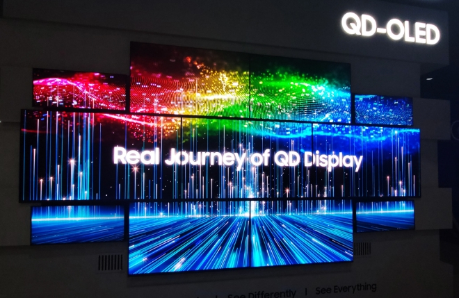 'K-Display 2022'에서 삼성디스플레이가 국내 최초로 선보인 QD-OLED 제품들. 사진=삼성디스플레이