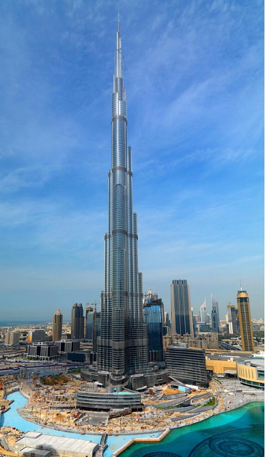 세계에서 가장 높은 고고층빌딩 두바이 부르즈 칼리파.
