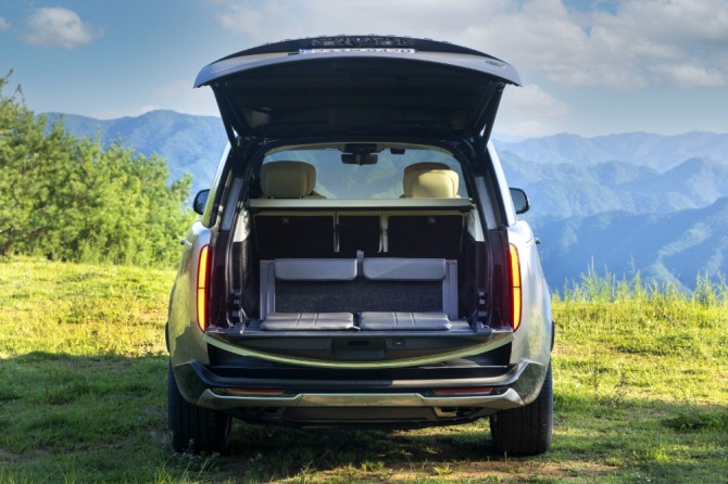 올 뉴 레인지로버 트렁크 모습. 사진=재규어랜드로버코리아