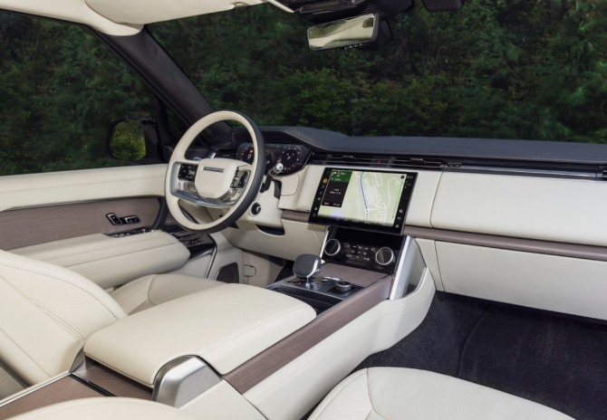 올 뉴 레인지로버 실내 모습. 사진=재규어랜드로버코리아