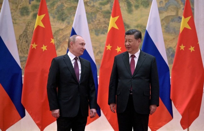 푸틴과 시진핑이 15일 정상회담에서 만날 예정이다. 사진=로이터