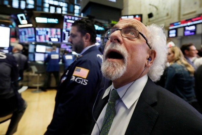 미국 뉴욕증시와 비트코인이 페덱스 쇼크와  FOMC 공포로 요동치고 있다. 
