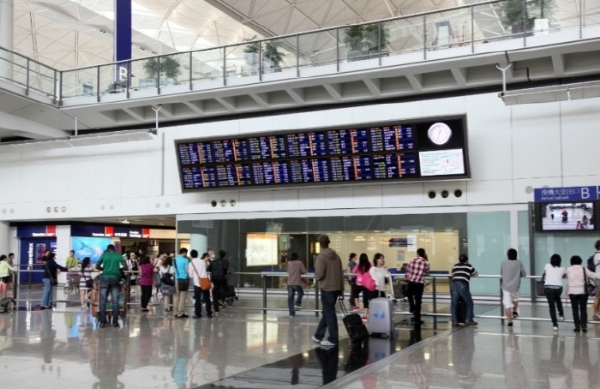 홍콩국제공항 출입국장 모습. 사진=로이터