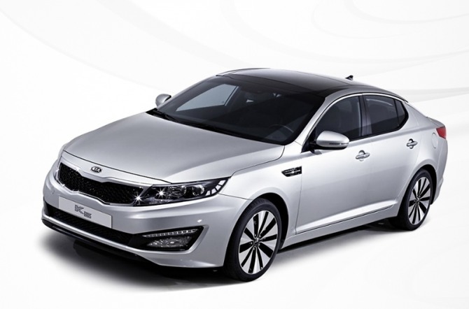 1세대 기아 K5. 사진=기아