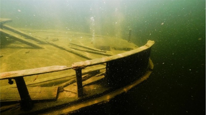 프리실라는 무스헤드 호수에 침몰된 여러 증기선 중 하나다. 사진=라이언 로빈스