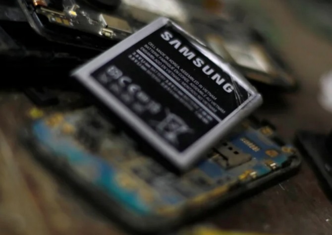 삼성전자의 갤럭시스마트폰들이 배터리 스웰링으로 논란이 되고 있다. 사진=로이터