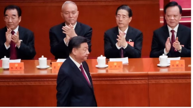 시진핑(習近平) 중국 국가주석이 제20차 전국대표대회 개막식에 참석하기 위해 도착하고 있다. 사진=AP/뉴시스