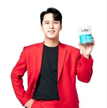 하이뮨 가수 장민호 전속모델 재계약. 사진=일동후디스