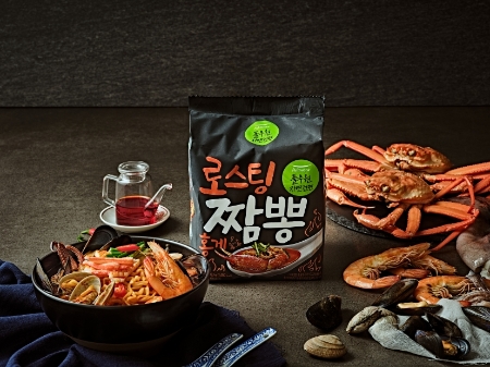 로스팅 짬뽕 홍게. 사진=풀무원