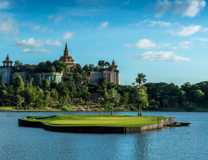 아일랜드 그린 17번홀. 사진=아마타스프링CC