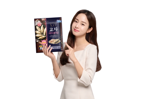 X.O.만두 광고모델 김태희. 사진=오뚜기