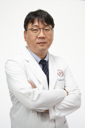 한림대학교춘천성심병원 신경과 김철호 교수. 사진=한림대학교의료원.