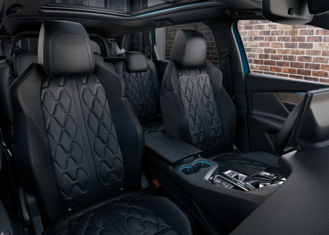 푸조 5008 SUV 인테리어. 사진=푸조
