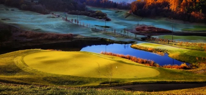 가을의 정취를 느끼게 하는 장수CC. 사진=맑은스튜디오 김충무 포토