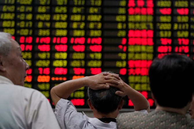 중국 투자자들은 중국 증시에서 나타날 전환점을 모색하고 있다. 사진=로이터