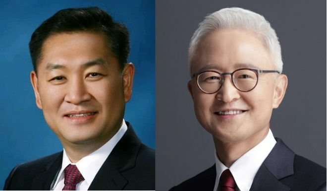 한종희 삼성전자 대표이사 부회장(왼쪽)과 경계현 대표이사 사장. 사진=삼성전자