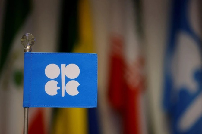 오스트리아 빈에 있는 석유수출국기구(OPEC) 본부 앞 깃발. 사진=로이터