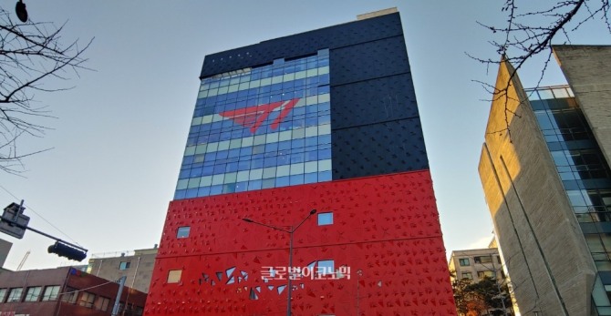 서울 강남 소재 T1 사옥 전경. 사진=이원용 기자