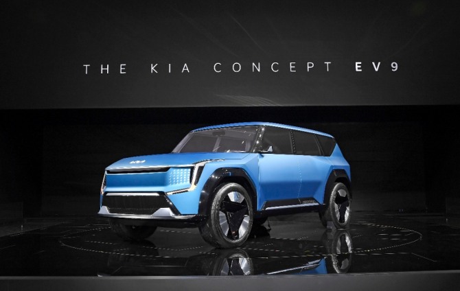 2022 부산모터쇼에서 공개된 기아 EV9 컨셉트 모델 사진=기아