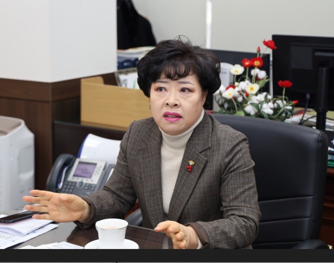 정선희 영등포구의회 의장