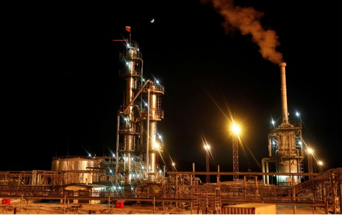 러시아 이르쿠츠크 지역에 있는 이르쿠츠크 석유 회사(INK)가 소유한 야락타 유전의 디젤 공장. 사진=로이터
