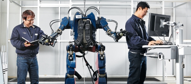 현대차가 올해 내 공개할 것으로 예상되는 웨어러블로봇 '엑스블'. 사진=현대차