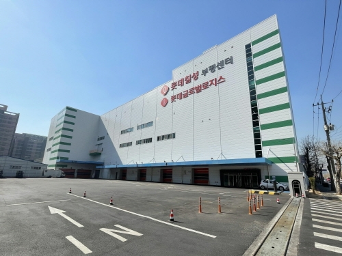 부평 자동화 물류센터 전경. 사진=롯데칠성음료.
