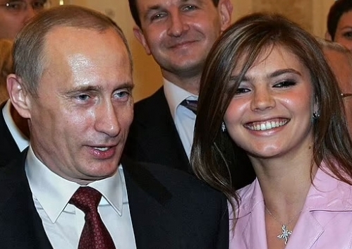 푸틴과 연인 카바예바. 사진은 러시아 크렘린이 공개한 것이다. 