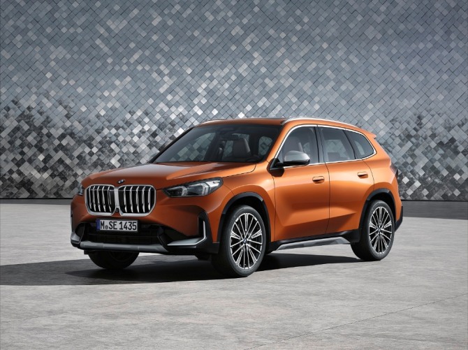 넥센타이어가 장착된 BMW X1. 사진=넥센타이어