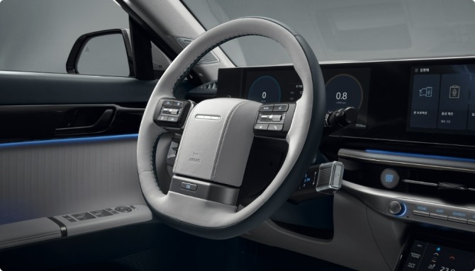 그랜저 운전석. 사진=현대차