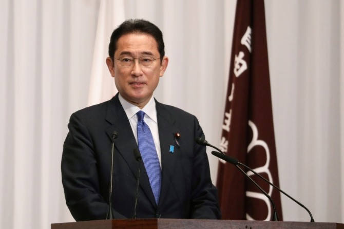 기시다 정부가 사상 최대 예산을 승인 받았다. 