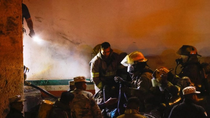 멕시코 치와와주 시우다드후아레스의 수용소에서 화재가 발생해 39명이 숨졌다. 사진=로이터