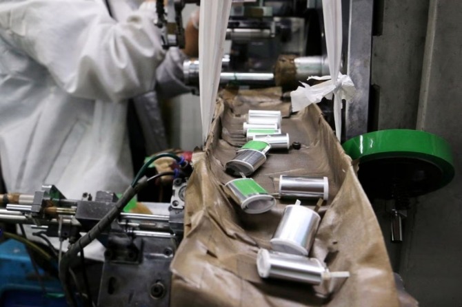 리튬 가격의 하락으로 중국 생산 업체들이 감산에 들어갔다. 