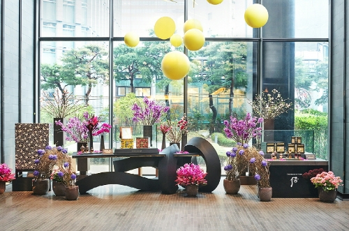 LG생활건강 럭셔리 궁중 화장품 브랜드 더 히스토리 오브 후가 포시즌스 호텔 서울에서 선보인 왕후의 정원 전시 이미지. 사진=LG생활건강