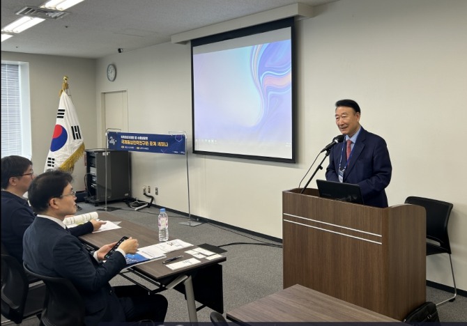 안경률 국제통상전략연구원 원장
